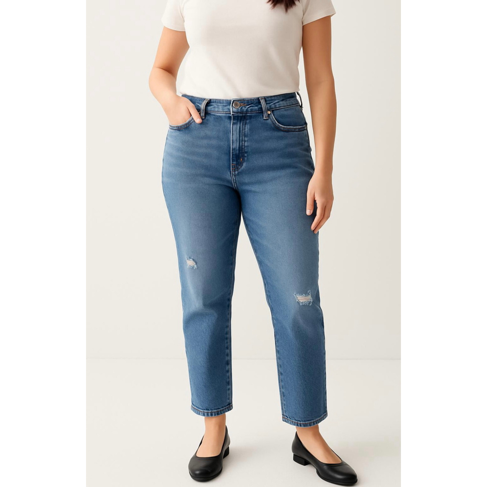 Women's Levi's Blue Distressed Boyfriend Jeans Sz 31 Minimalist 90s Inspired Y2K
